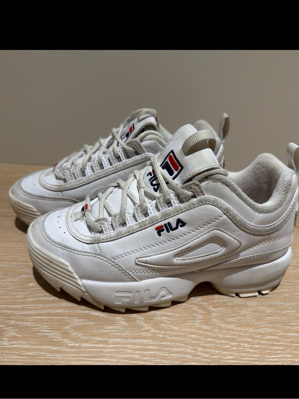 Fila Disruptor II big kids white platform sneakers athletic shoes size youth 3
